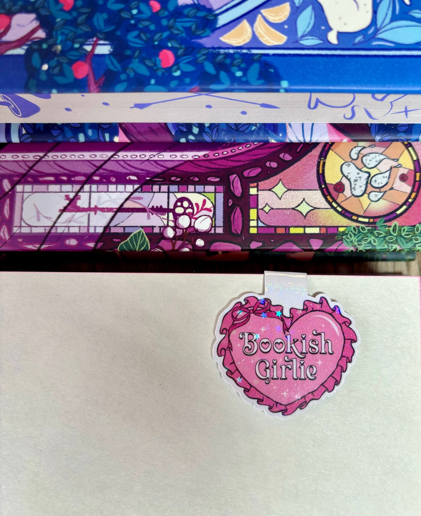 Mini Cute Bookish Girlie Heart Magnetic Bookmark