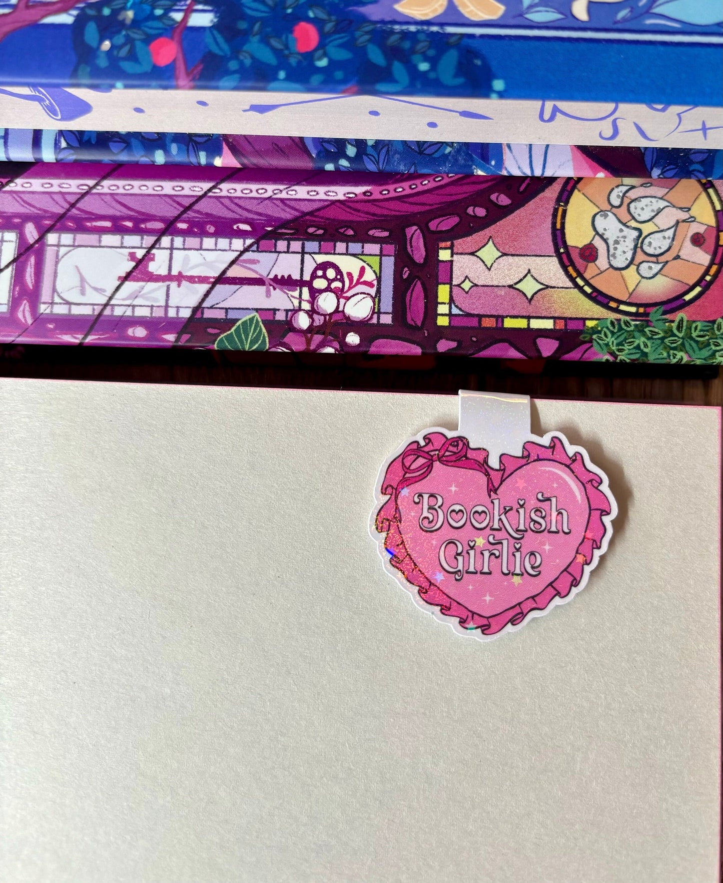 Mini Cute Bookish Girlie Heart Magnetic Bookmark